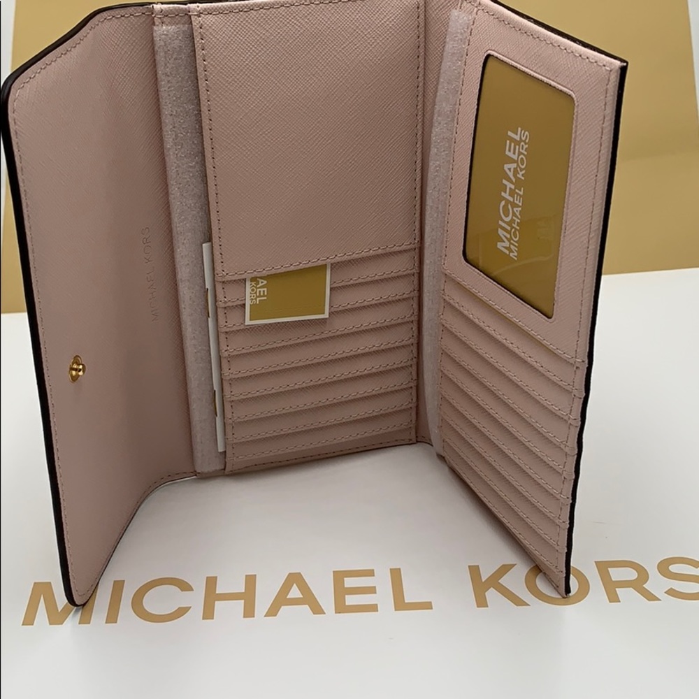 Michael Kors Jet Set Travel Lg Trifold Wallet - Picture 14 of 16